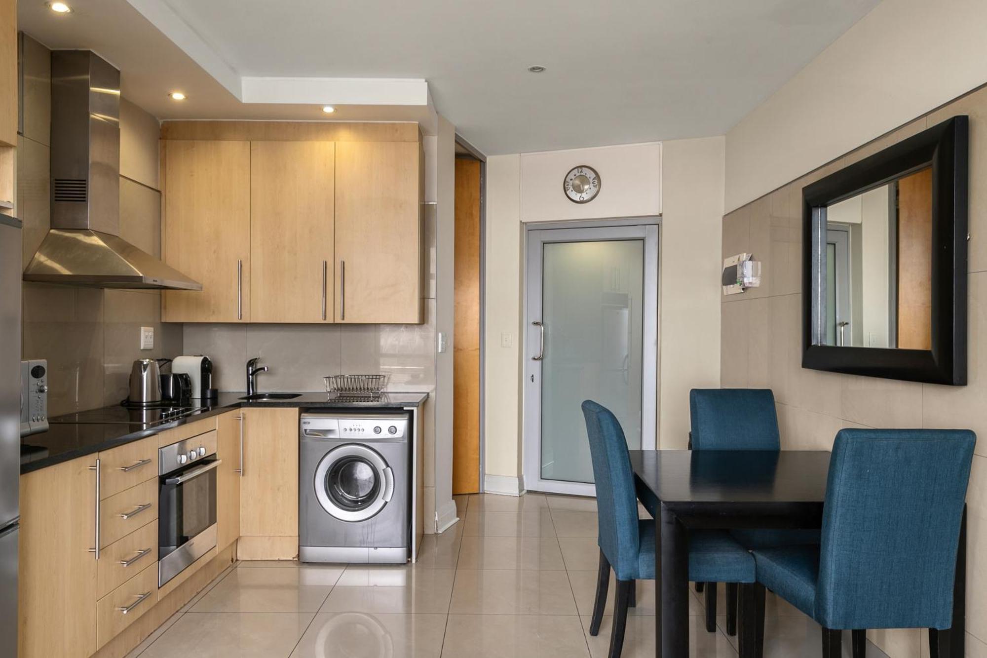 Hydro Park Residences In Sandton With Generator ヨハネスブルグ エクステリア 写真